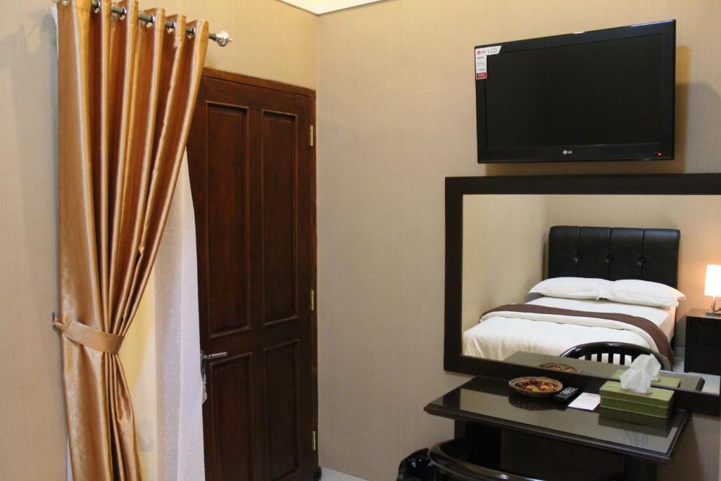 Omah Semar Homestay Yogyakarta Extérieur photo